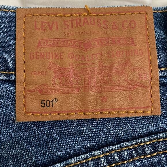 Levi's 501 Denim Cut-Off Blue Jean Shorts Womens Size 25 Button Fly - Picture 9 of 12